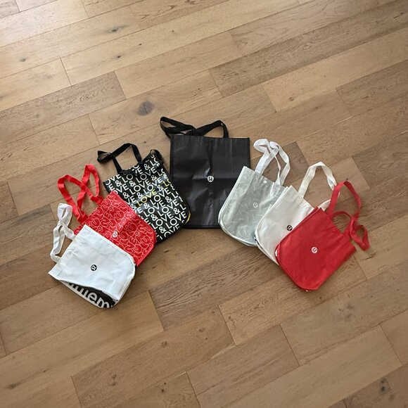 Seven Lululemon Reusable Bags - Picture 2 of 2